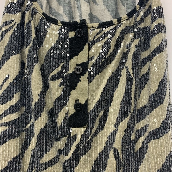 5/$35 💥 GLAM SEQUIN ZEBRA TANK - Picture 3 of 6
